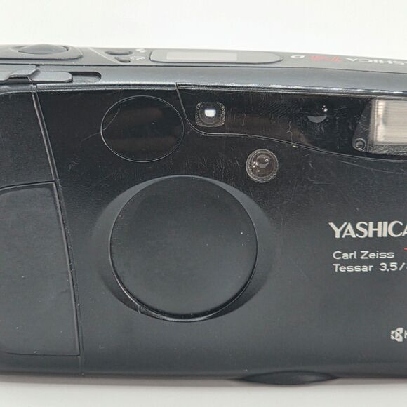 Yashica T4D 35mm Point & Shoot Camera Carl Zeiss Tessar 35mm f3.5 - Picture 3 of 9